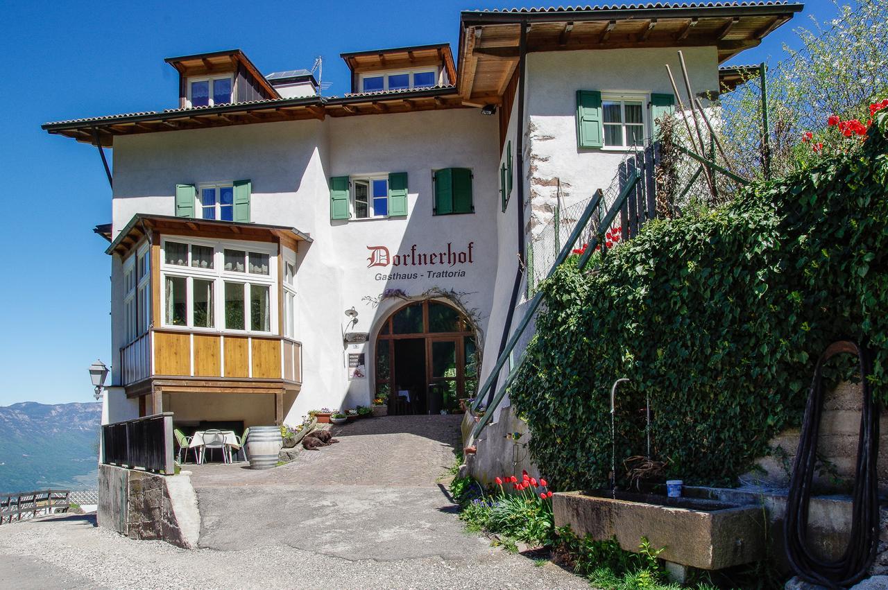 Berggasthof Locanda Alpina Dorfner モンターニャ エクステリア 写真